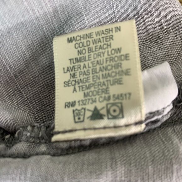 Bella Dahl frayed hem split back button down gray chambray - Picture 12 of 12